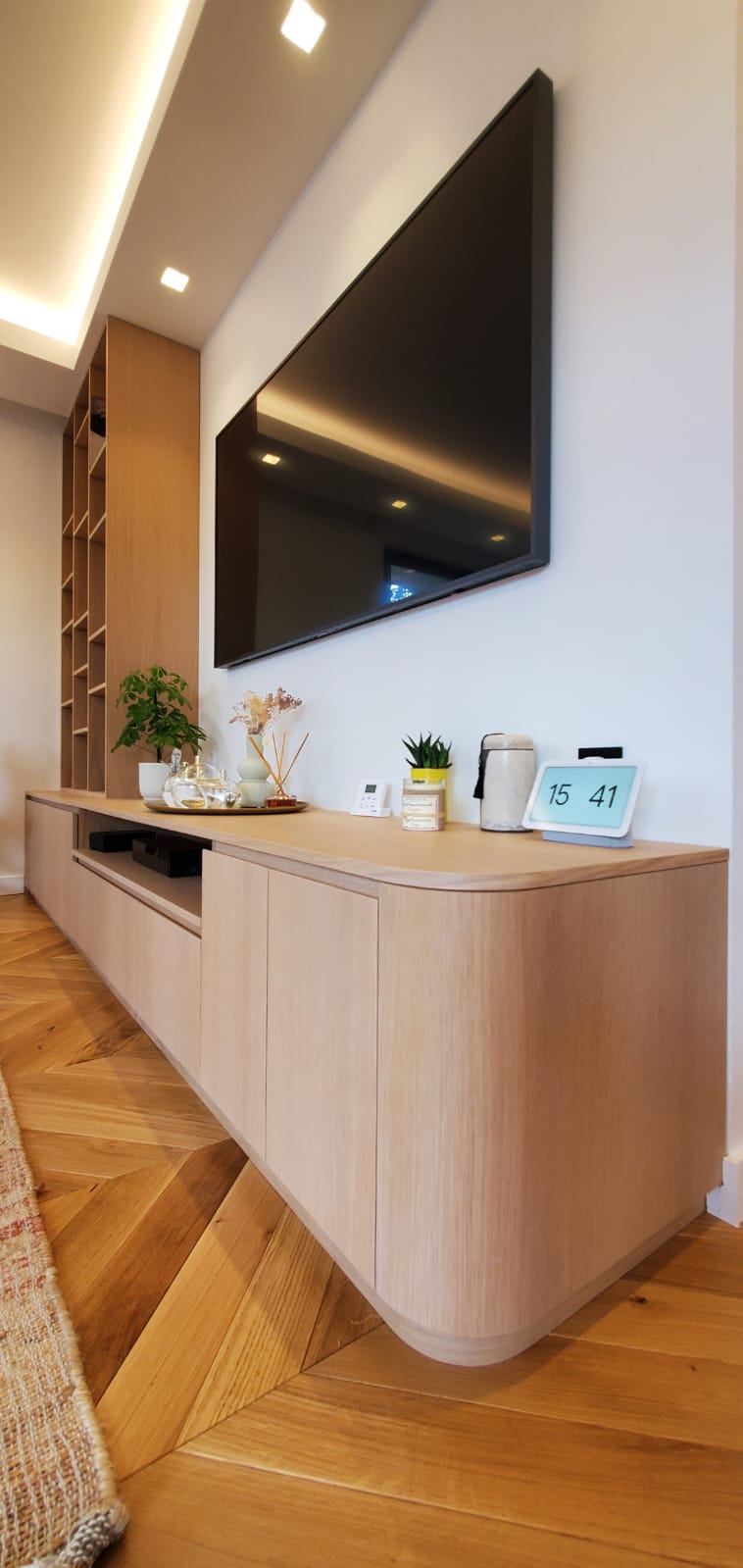 Projet CRO 94360 - Celine Exposto - Architecture d interieur - bibliothèque sur-mesure meuble tv